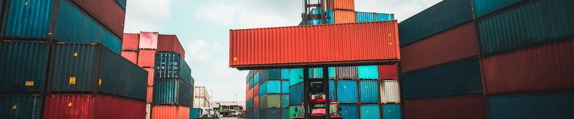 Things To Consider When Choosing Containers for Your Cargo